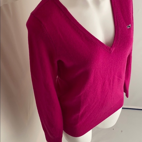 Vineyard Vines magenta v-neck sweater M - Picture 2 of 10